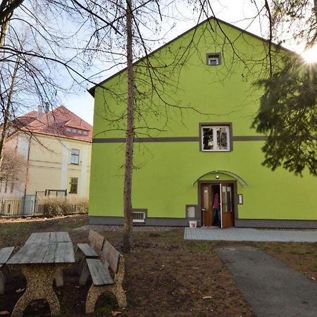 Apartmany - Skolni Хомутов Екстер'єр фото