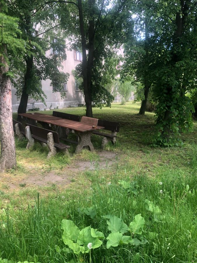 Apartmany - Skolni Хомутов Екстер'єр фото