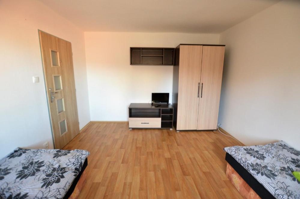 Apartmany - Skolni Хомутов Екстер'єр фото