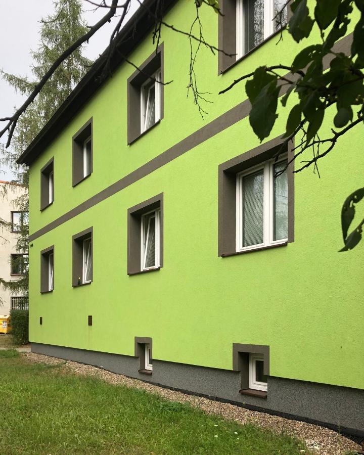 Apartmany - Skolni Хомутов Екстер'єр фото